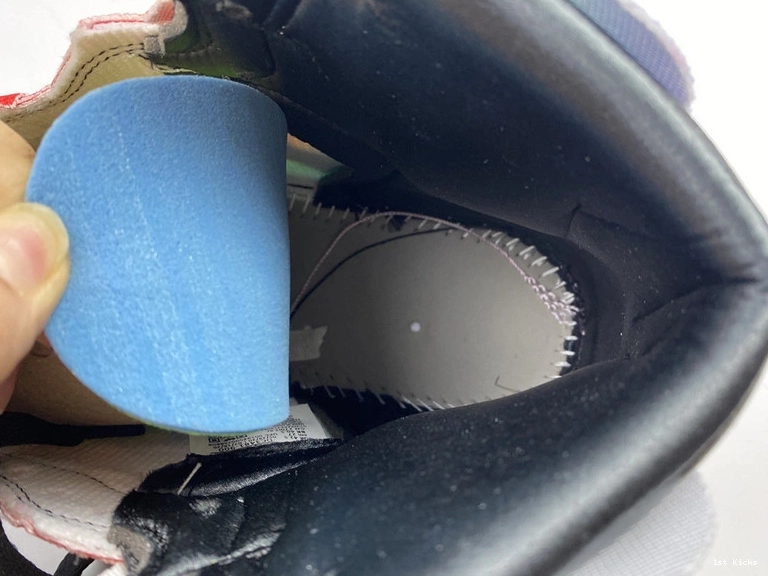 x Balvin Jordan 1 Air DC3481-900 0208